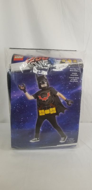 Photo 1 of THE LEGO 2 MOVIE BATMAN COSTUME  ONE SIZE 7+