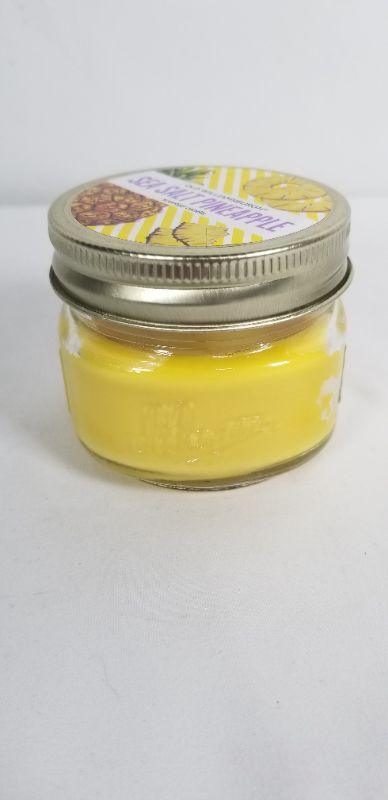 Photo 1 of OLD WILLIAMSBURGH SEA SALT PINEAPPLE SCENTED CANDLE 3OZ NEW