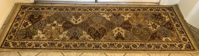 Photo 1 of  SHAW RUGS - RUNNER 2'6" X 8'