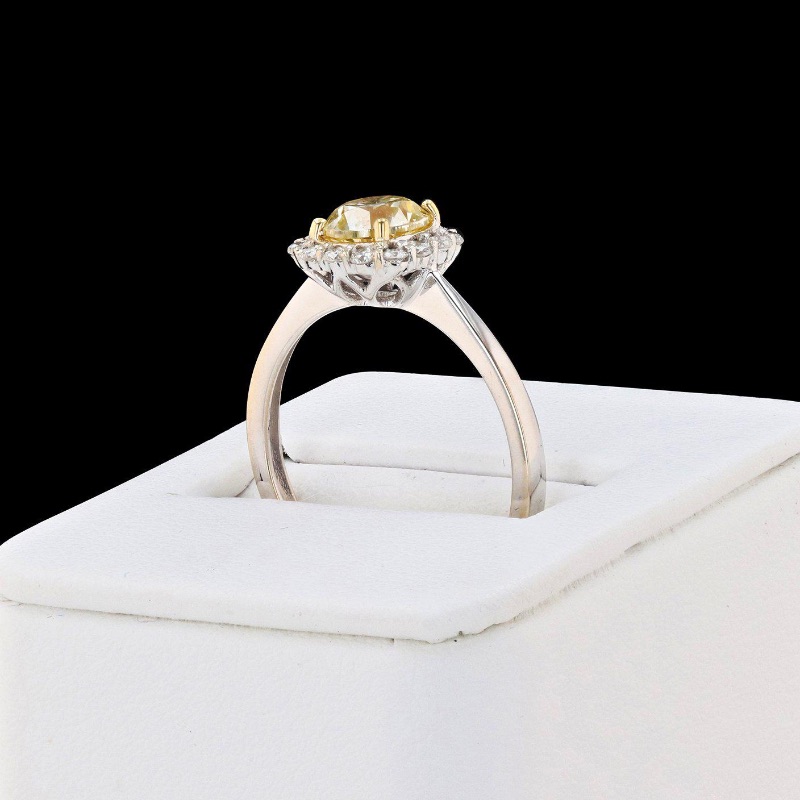 Photo 3 of 1.04ct CENTER Fancy Light Yellow Diamond 18K White Gold Ring (1.27ctw Diamonds)  RN030027