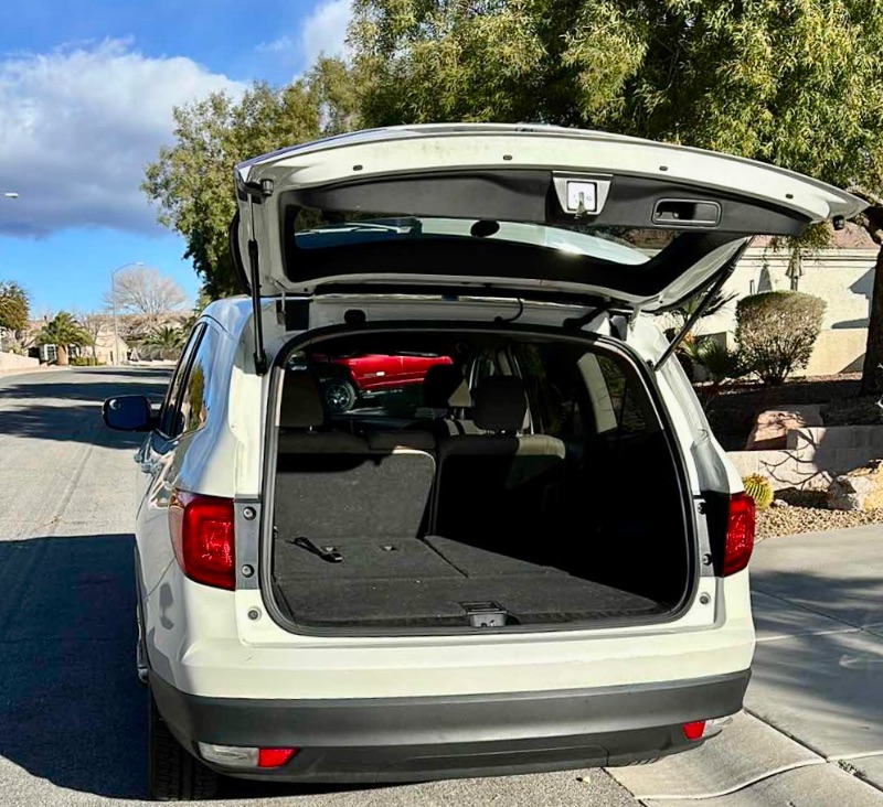 Photo 16 of 2018 WHITE HONDA PILOT W 6CYL-MILEAGE 41575-GREAT CONDITION