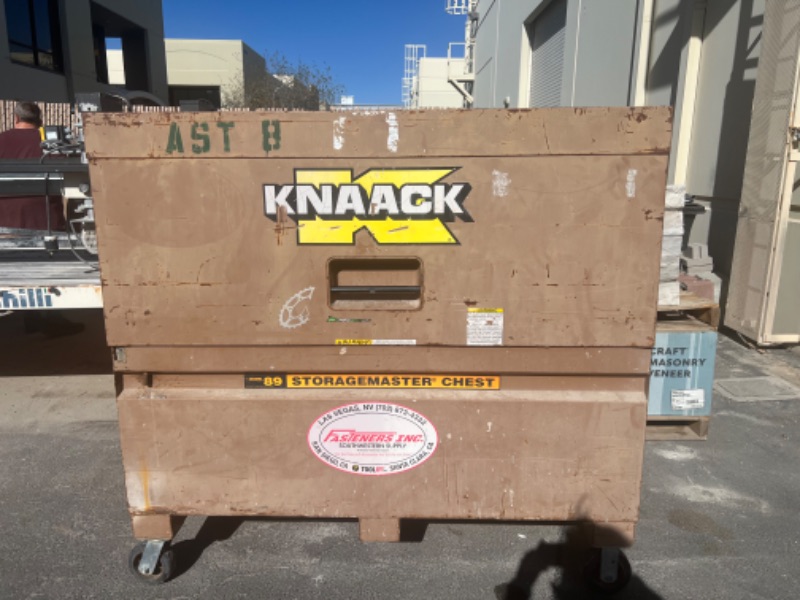 Photo 4 of KNAACK MODEL 89 STORAGEMASTER CHEST PIANO BOX 16-GAUGE STEEL, TAN, 47.8  CU FT (W60 x D30” H49”) USED-ORIGINAL RETAIL $1476.00