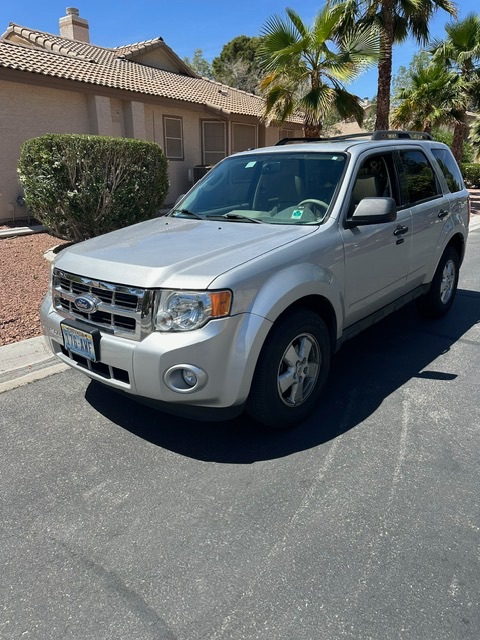 Photo 4 of 2010 SILVER FORD ESCAPE (69,769 ORIGINAL MILES) SOLD "AS IS"-NO REFUNDS OR RETURNS ON VEHICLE SALES.
