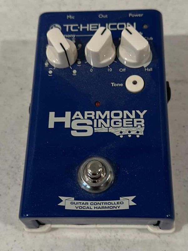 Photo 1 of TC HELICON HARMONY SINGER EFFECTS PEDAL