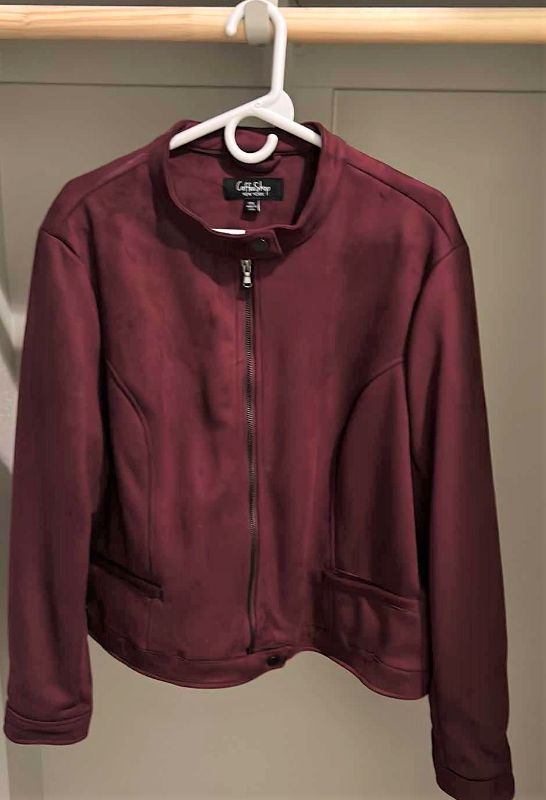 Photo 1 of BURGANDY FAUX SUEDE JACKET COFFEE SHOP NEW YORK SIZE XXL