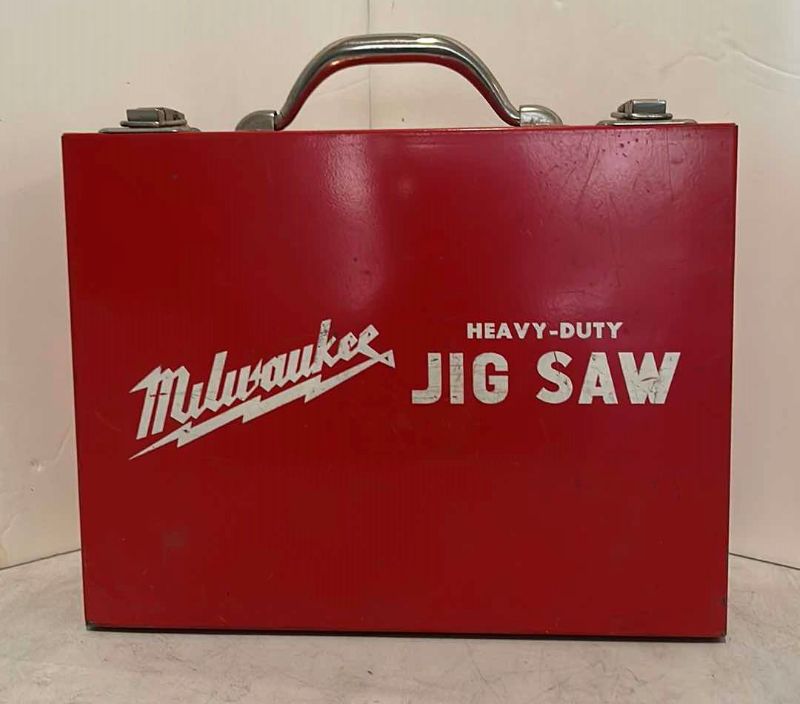 Photo 1 of MILWAUKEE HEAVY DUTY JIG SAW