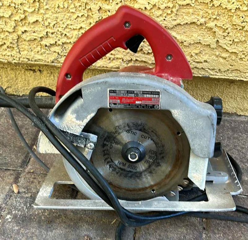 Photo 1 of MILWAUKEE CIRCULAR SAW