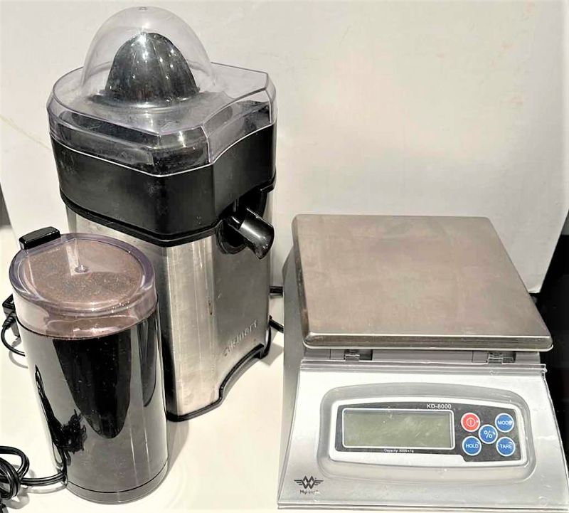 Photo 1 of CUISINART JUICER, SCALE, AND COFFEE GRINDER