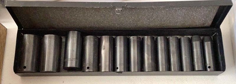 Photo 1 of METRIC CHROME VANADIUM SOCKET SET