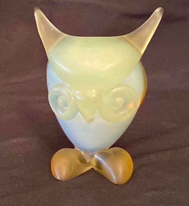 Photo 1 of SMALL UNIQUE GLASS OWL