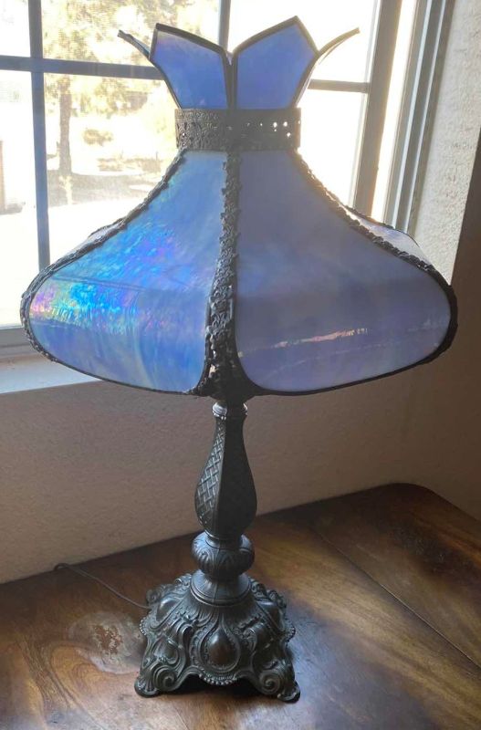 Photo 2 of BLUE STAINED GLASS FILIGREE TABLE LAMP