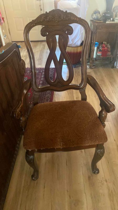 Photo 1 of DINING ROOM TABLE WITH 4 CHAIRS