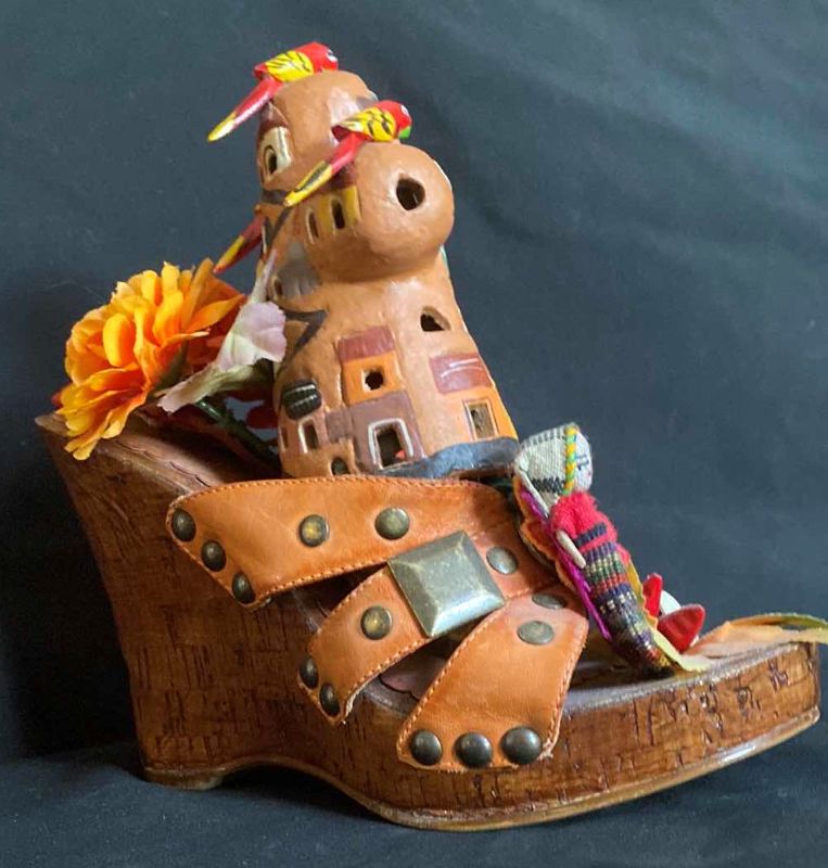 Photo 1 of DECORATIVE SHOE