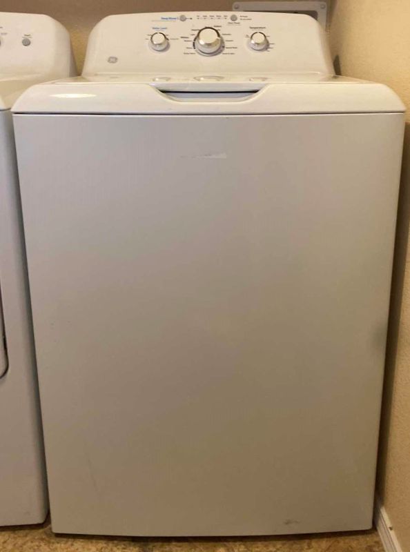 Photo 1 of GE 4.2 CU. FT. CAPACITY WASHER