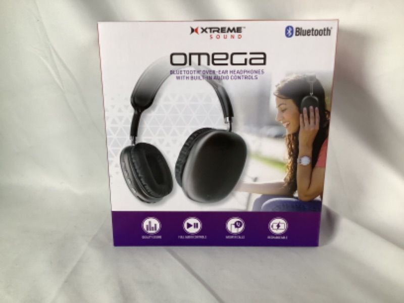 Photo 3 of BLACK OMECA BLUETOOTH OVER HEAR HEAD PHONE WITH BUILD IN ADUIO CONTROLS NEW