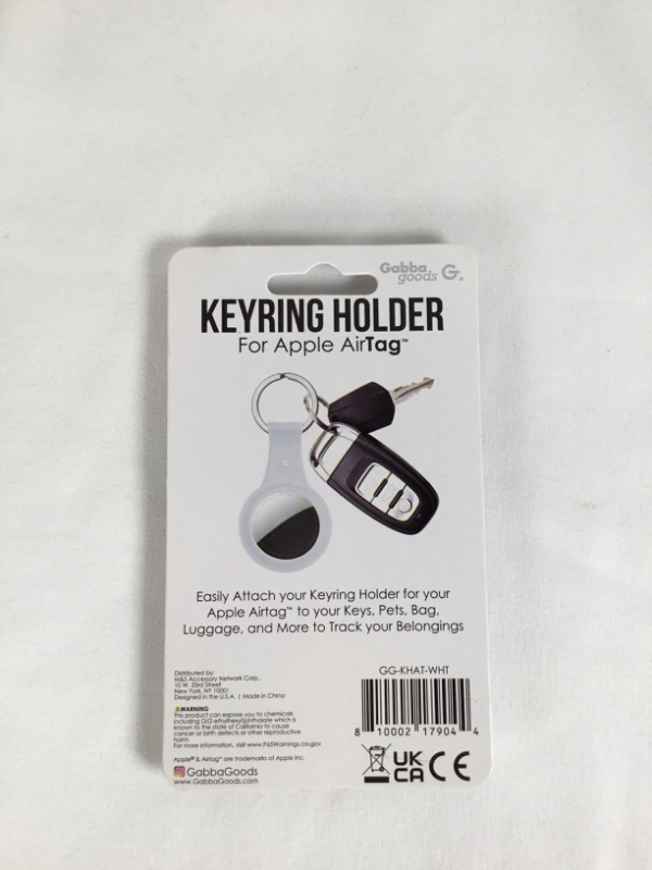 Photo 2 of WHITE KEYRING HOLDER FOR APPLE AIR TAG    EASILY ATTACH YOUR KEYRING FOR YOUR APPLE AIRTAG TO TRACK YOUR PETS LUGGAGE KEYS PURSE BOOKBAG AND MORE NEW