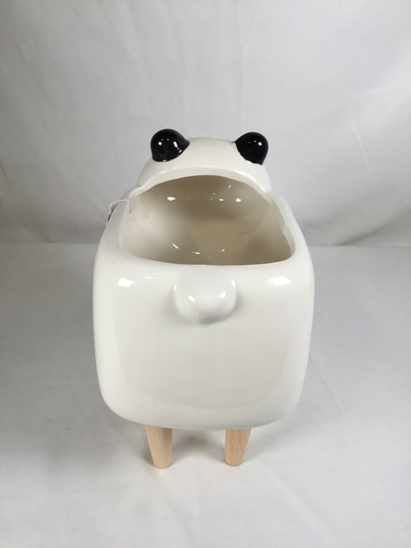 Photo 3 of DOT PANDA ANIMAL PLANTER WITH LEGS NEW