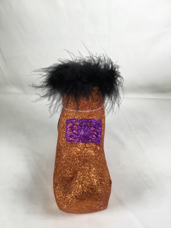 Photo 3 of GLITZY ORANGE AND BLACK WITCH SHOE DECOR 7.25 X 2.75 X 5.75H NEW