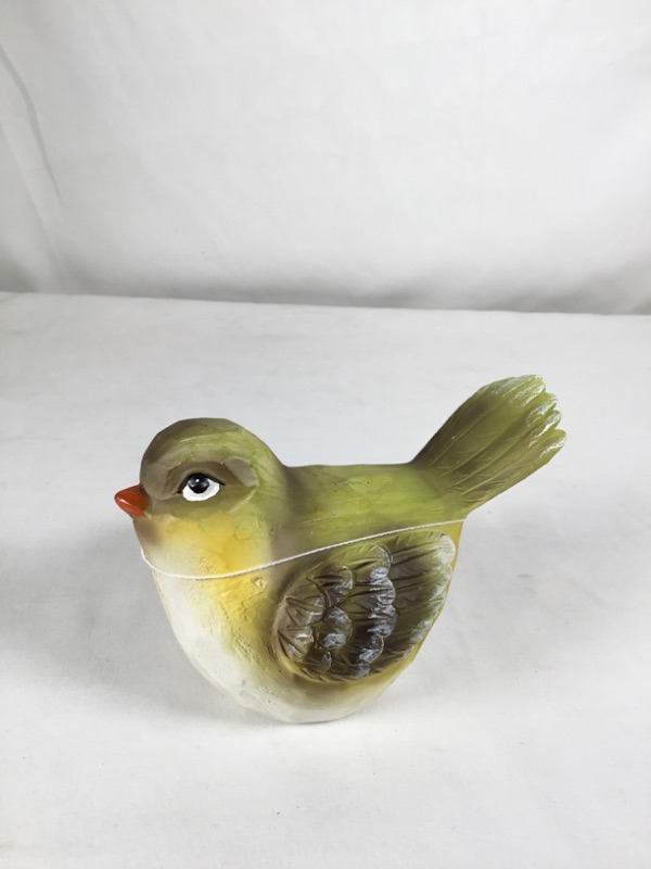 Photo 2 of SMALL RESIN TEXTURED BIRD FIRGUE STATUE NEW