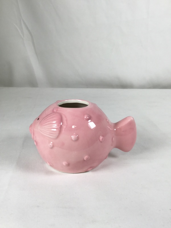 Photo 2 of PINK FISH PLANTER 2.75 X 4X 2.5H NEW