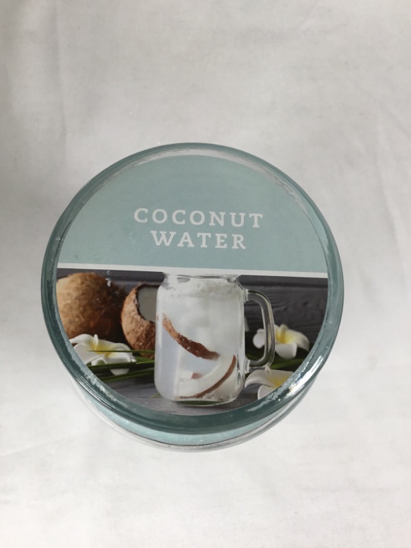 Photo 2 of COCONUT WATER 18 OZ JAR CANDLE NEW