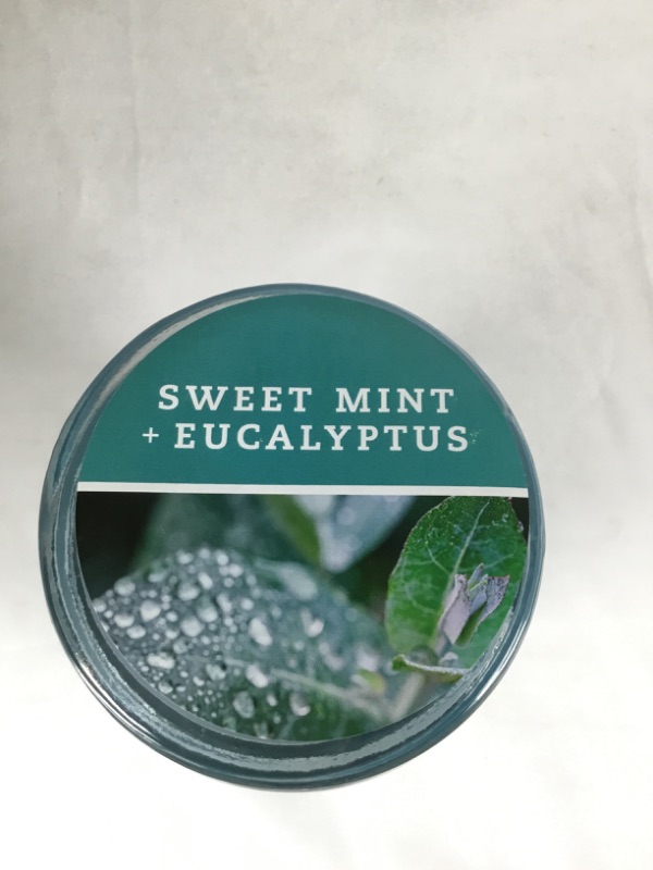 Photo 2 of SWEET MINT AND EUCALYPTUS 18OZ JAR CANDLE NEW