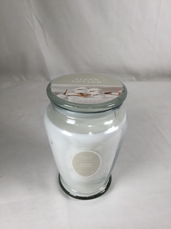 Photo 2 of CLEAN COTTON 18 OZ JAR CANDLE NEW