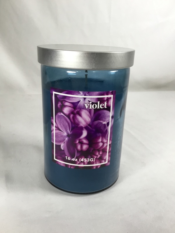 Photo 1 of VIOLET SCENTED 16 OZ JAR CANDLE NEW