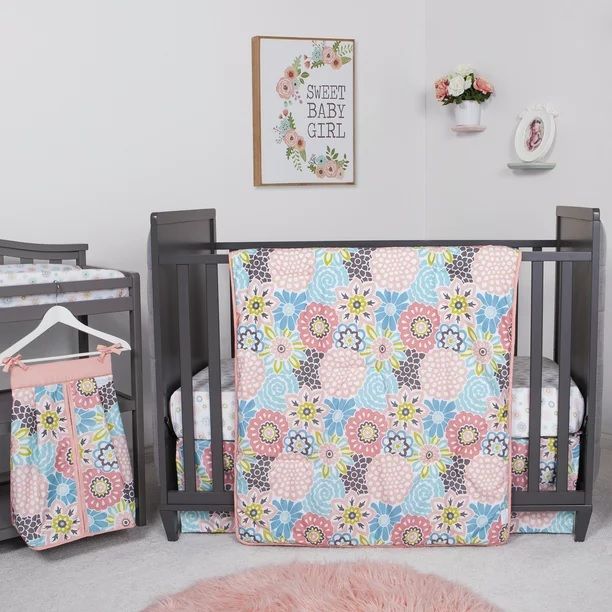 Photo 1 of 5 PIECE CRIB SET QUILT SKIRT SHEET CHANGING PAD COVER DIAPER STACKER NEW