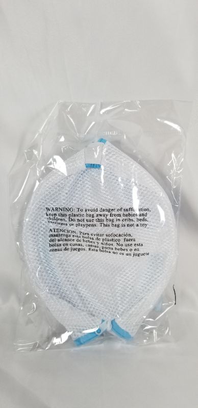 Photo 2 of  MESH BRA WASH BAG  WITH ANTIMICROBIAL PROTECTION FROM ODORS 9.4 X 7.5 X 6 INCHES NEW 