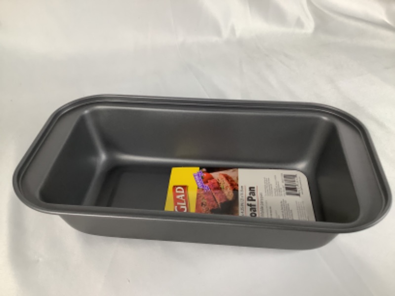 Photo 2 of  LOAF PAN NON STICK BAKEWARE 8.25 X 4.25 INCHES NEW