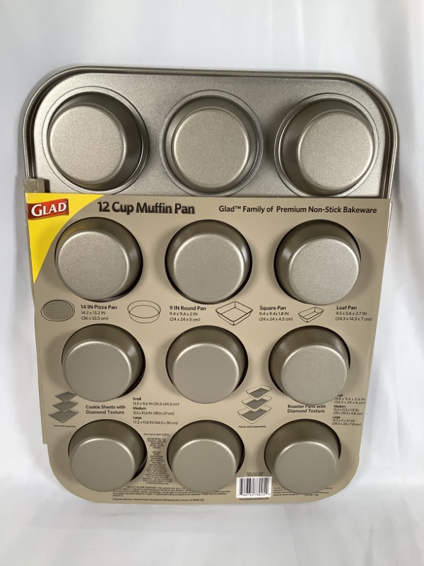 Photo 2 of  12 CUP MUFFIN PAN PREMIUM NON STICK SERIES 13.8 X 10.4 X 1.2 INCHES NEW