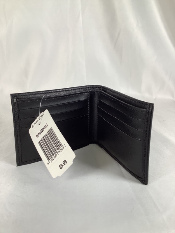 Photo 3 of MENS BLACK WALLET  6 POCKETS FOR CARDS ONE POCKET FOR CASH NEW