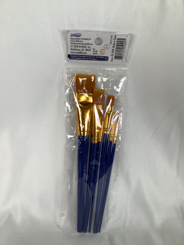 Photo 2 of PREMIUM BLUE AND GOLD 6 PIECE BRUSH SET  NEW