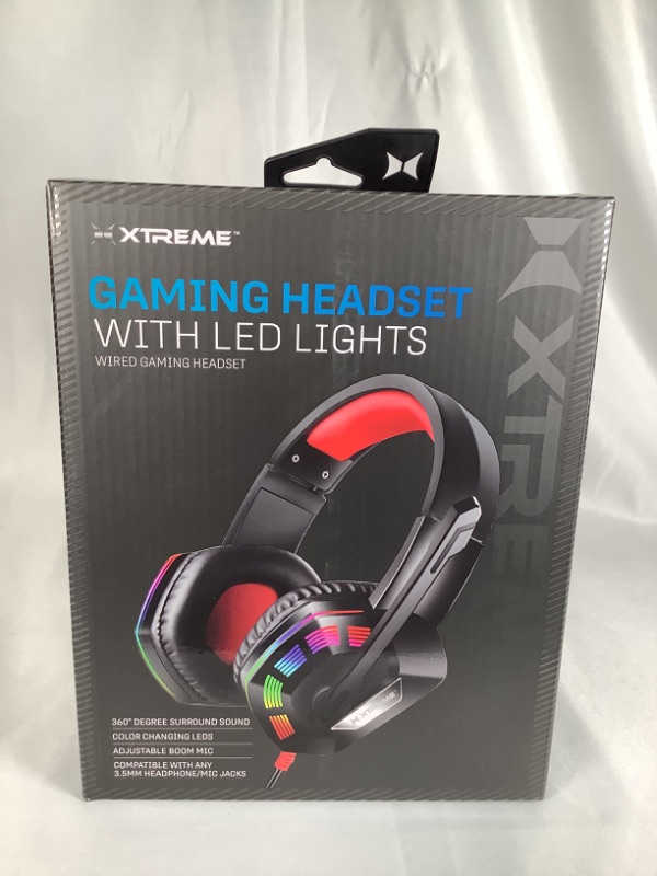 Photo 3 of GAMING HEADSET WITH LID LIGHTS WIRED GAMING HEADSET  360 DEGREE SURROUND SOUND COLOR CHANGING LEDS ADJUSTABLE BOOM MIC COMPATIBLE WITH ANY 3.5MM HEADPHONE MIC JACKS NEW