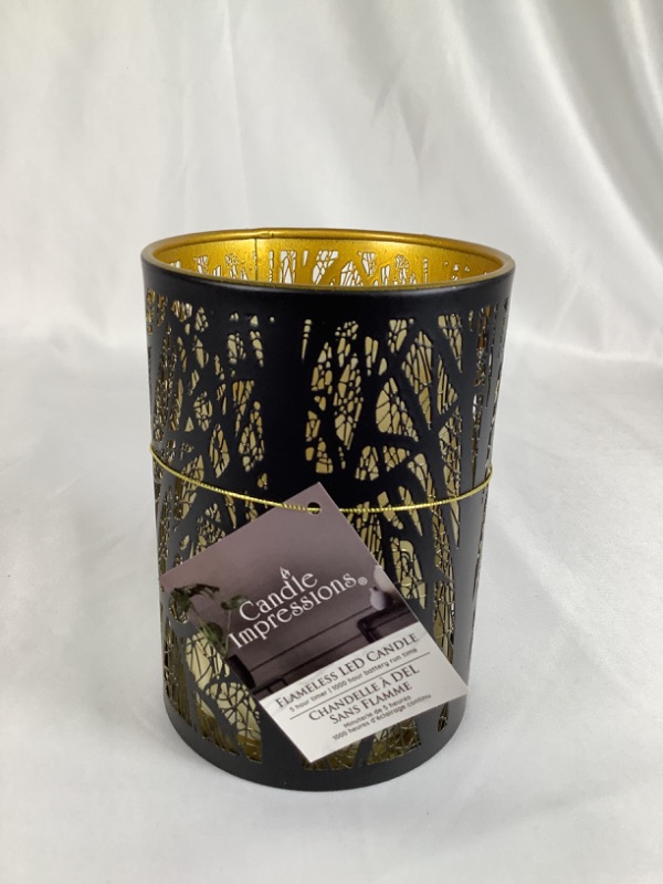 Photo 2 of BLACK AND GOLD LED FAMELESS LUMINARY ETCHED TREE CANDLE 