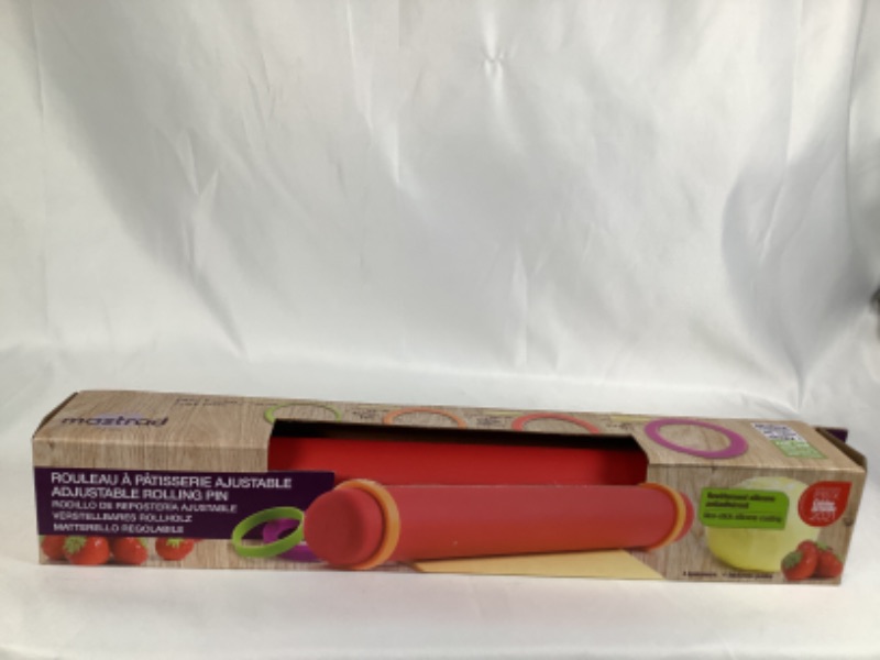 Photo 1 of  RED LARGE SILICONE ROLLING PIN WITH RINGS 16 INCHES NON STICK INCLUDES 4 THICKNESS GUIDES  NEW