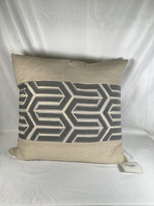 Photo 1 of NATURAL SILVER JACK VELVET APPLIQUE PILLOW COTTON AND POLYESTER WITH ZIPPER  20 X 20 NEW