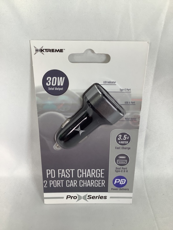 Photo 1 of GRAY AND BLACK 2 PORT CAR CHARGER PD FAST CHARGE NEW