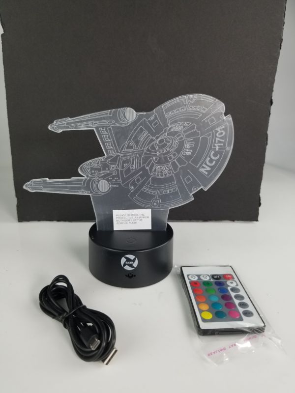 Photo 1 of STAR WARS 3D NIGHT LIGHT NEW