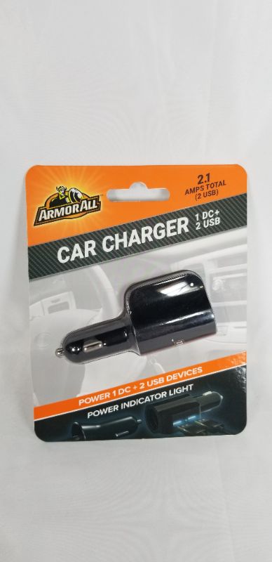 Photo 1 of CAR CHARGER WITH POWER INDICATOR LIGHT 1CD PLUS 2 USB NEW