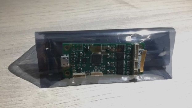 Photo 1 of NEW THEIA TECHNOLOGIES MCR400 LENS MOTOR CONTROL BOARD FOR PR4 & PR6 LENSES