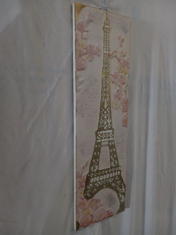 Photo 2 of EIFFEL TOWER DIE-CAST METAL SIGN 8” X 26”