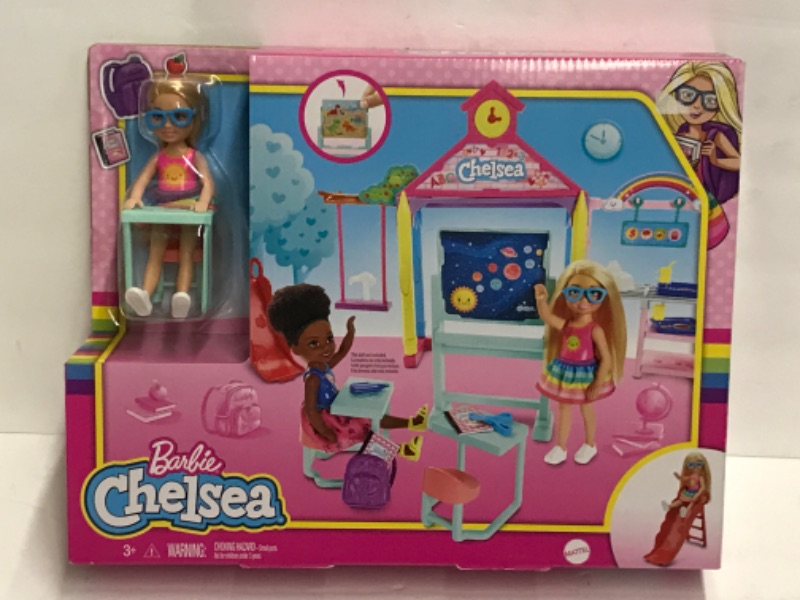 Photo 2 of NEW GIFTS BARBIE CHELSEA & TOTALLY DECO ART GIFTS