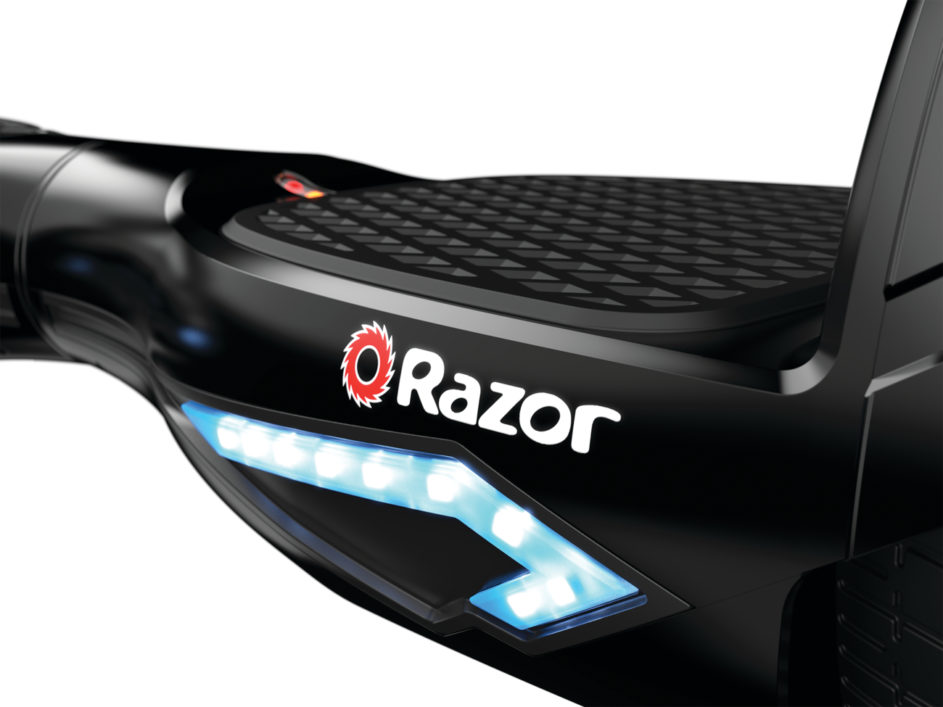 Photo 2 of RAZOR HOVERTRAX SMART BALANCING ELECTRIC SCOOTER AGES 8+
RETAIL $282.00