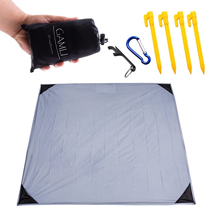 Photo 2 of GAMLI COMPACT POCKET BLANKET SANDPROOF WATERPROOF PUNCTURE RESISTANT SECURE POCKET WITH ZIPPER CAMPING BEACH FESTIVAL FITS 4 PEOPLE 55 X 60 BLACK COLOR NEW 