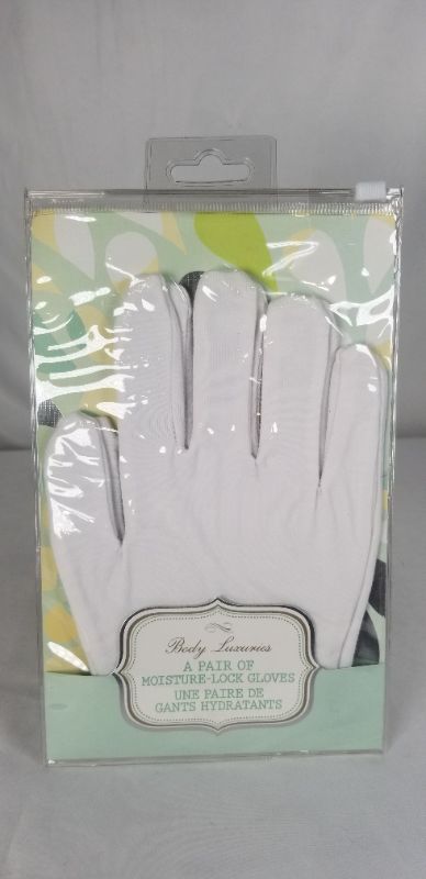 Photo 2 of ONE PAIR OF WHITE MOISTURE LOCKING GLOVES NEW