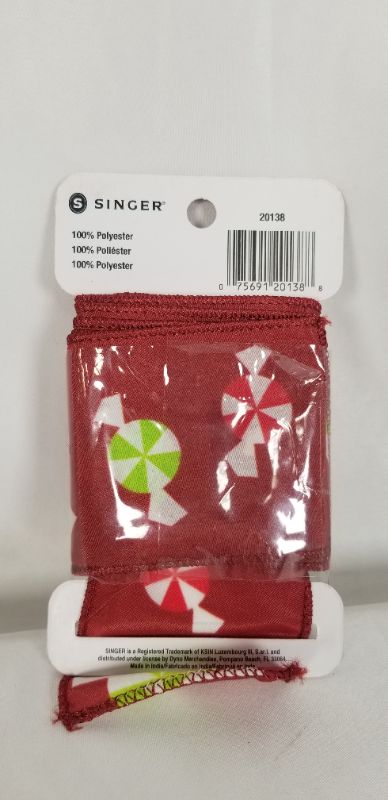 Photo 2 of 100% POLYESTER RED RIBBON WITH CANDY DESIGN 2 1/2X 9 FT NEW
