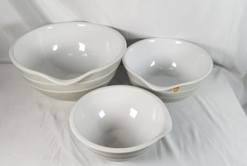 Photo 1 of WHITE 3 PIECE MIXING BOWL SET  1.75QT, 3.0QT, 5.25QT MADE OF STONEWARE DISHWASHER SAFE OVEN SAFE AND MICROWAVE SAFE USED 