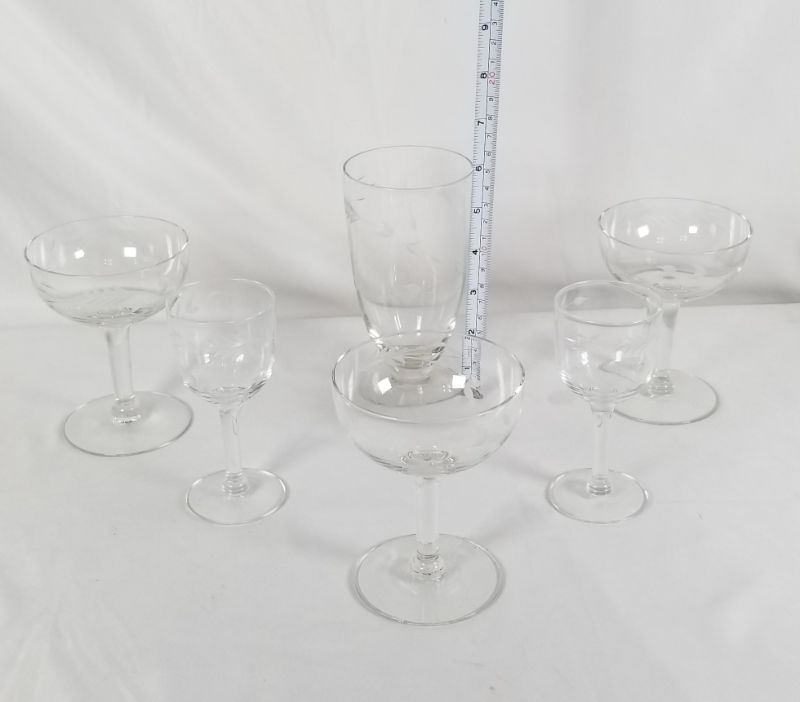 Photo 3 of 6 PIECE CLEAR  WINE/DRINKING GLASSES WITH EMBOSSED LEAF DESIGN 3 DIFFRENT SYTLES USED 